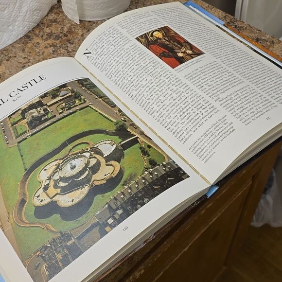 Castles of Britain by Patrick Cormack | Illustrated HC | 1995| Printed ITALY - Picture 8 of 12